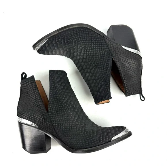 Jeffrey Campbell Cromwell Booties 9 Black Cut Out Slip On Ankle Boot Etched - Picture 7 of 13